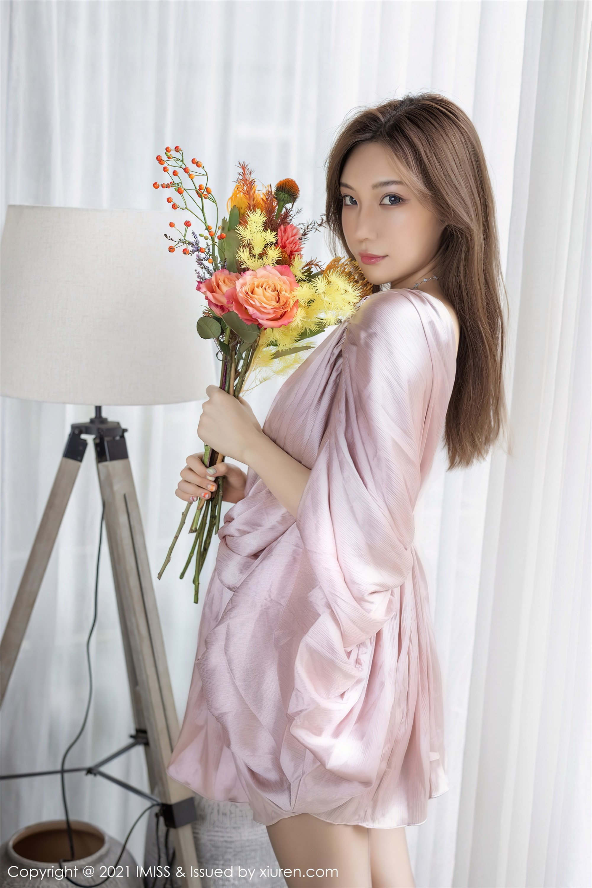 IMiss爱蜜社 2021.11.08 Vol.640 小狐狸Kathryn